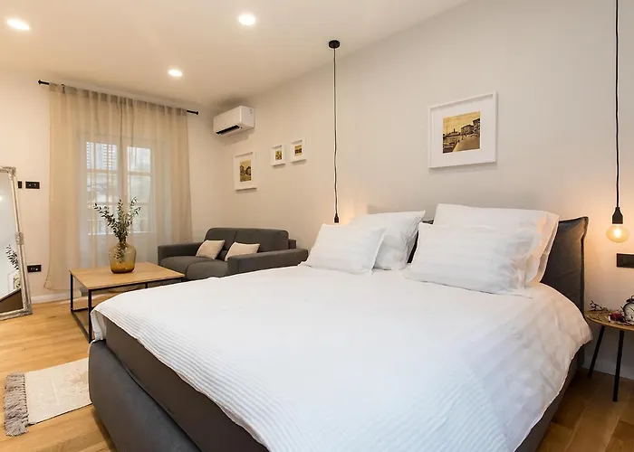 Newpremium Sinjorina, Historical Centre Apartamento